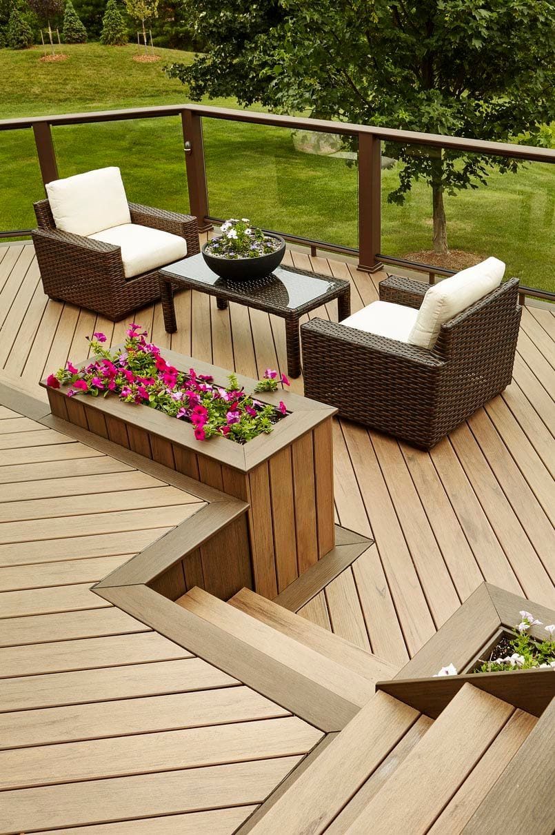 DECK_PRO Legacy Pecan and Mocha and RAIL_Clas…alnut-Glass